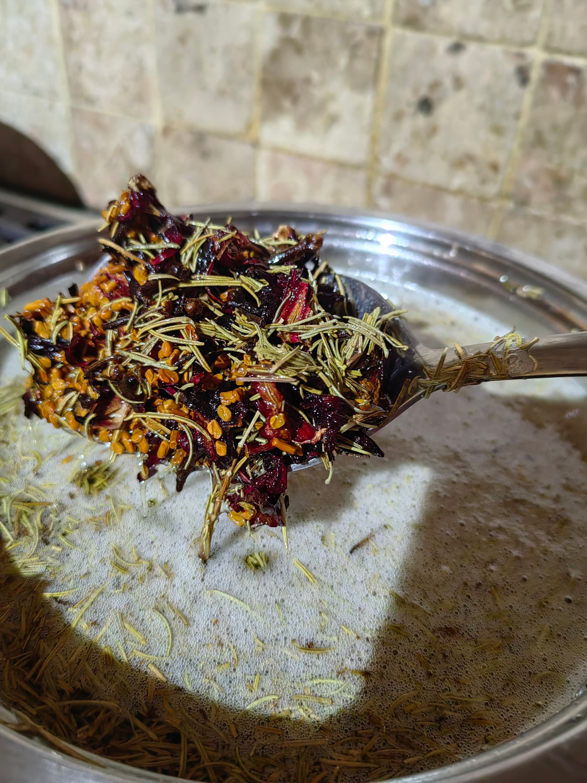 Sanyu Botanicals — botanicals infusing in oil